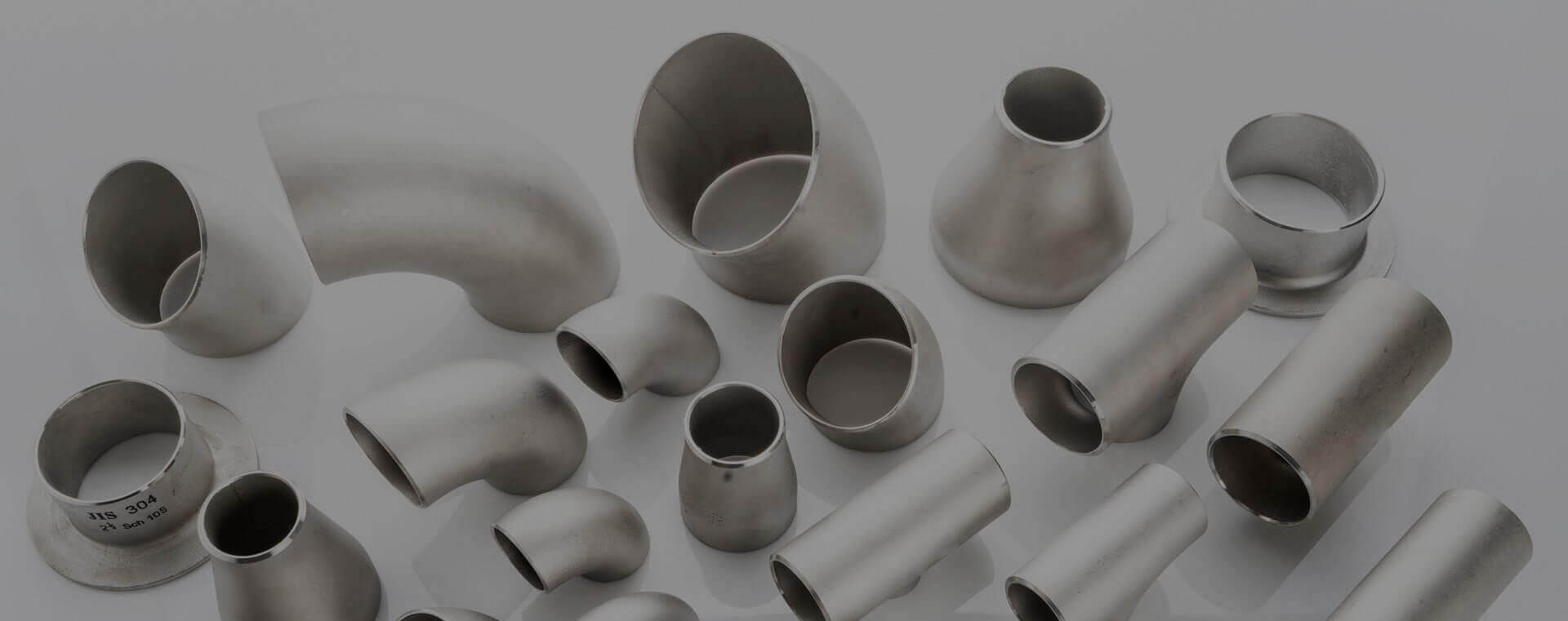 Set of pipe fittings